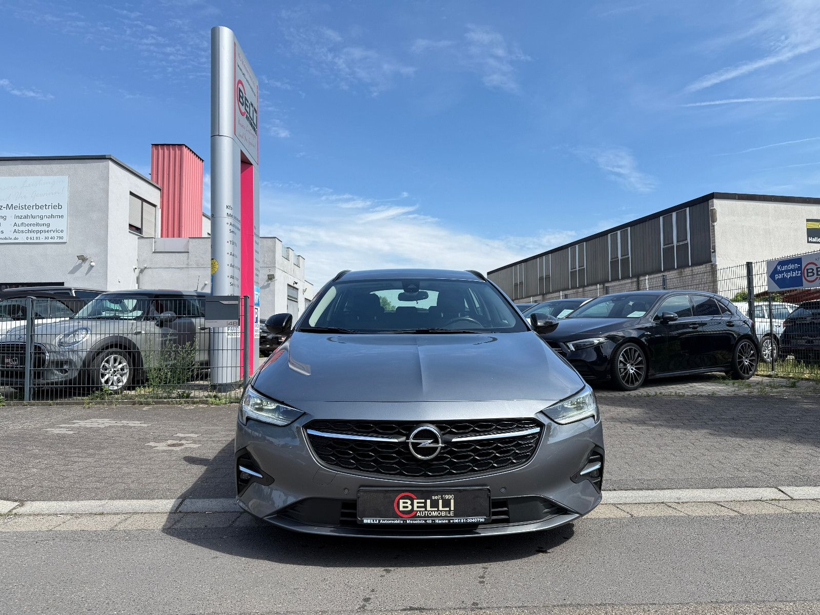 Opel Insignia B Sports Tourer Business - Samsaru's Car Outlet