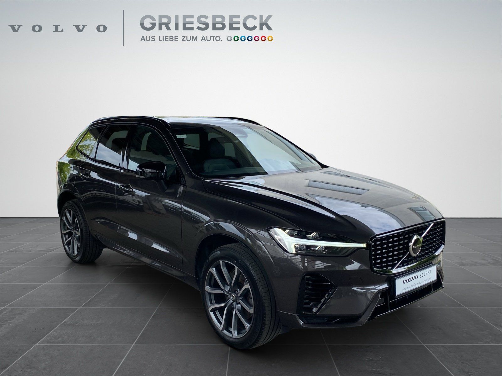 Volvo XC60 T8 Ultimate Dark Recharge AWD*AHK*Pano*WiPa