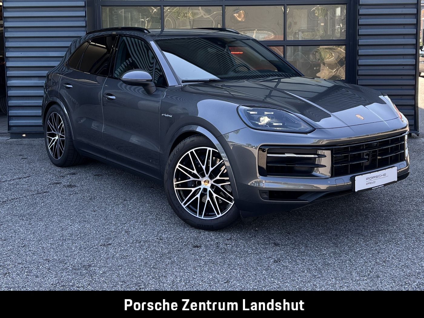 Porsche Cayenne E-Hybrid | Luftfederung | InnoDrive |