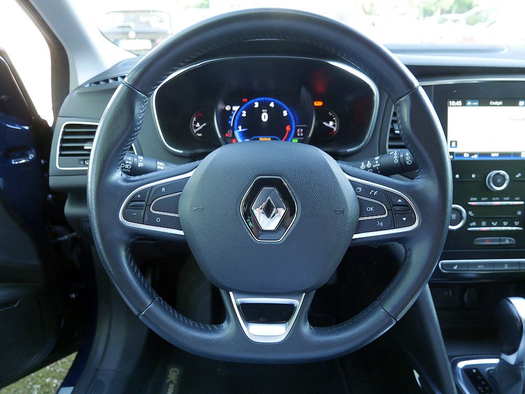 Renault Megane Grandtour TCe 140 EDC - Samsaru's Car Outlet