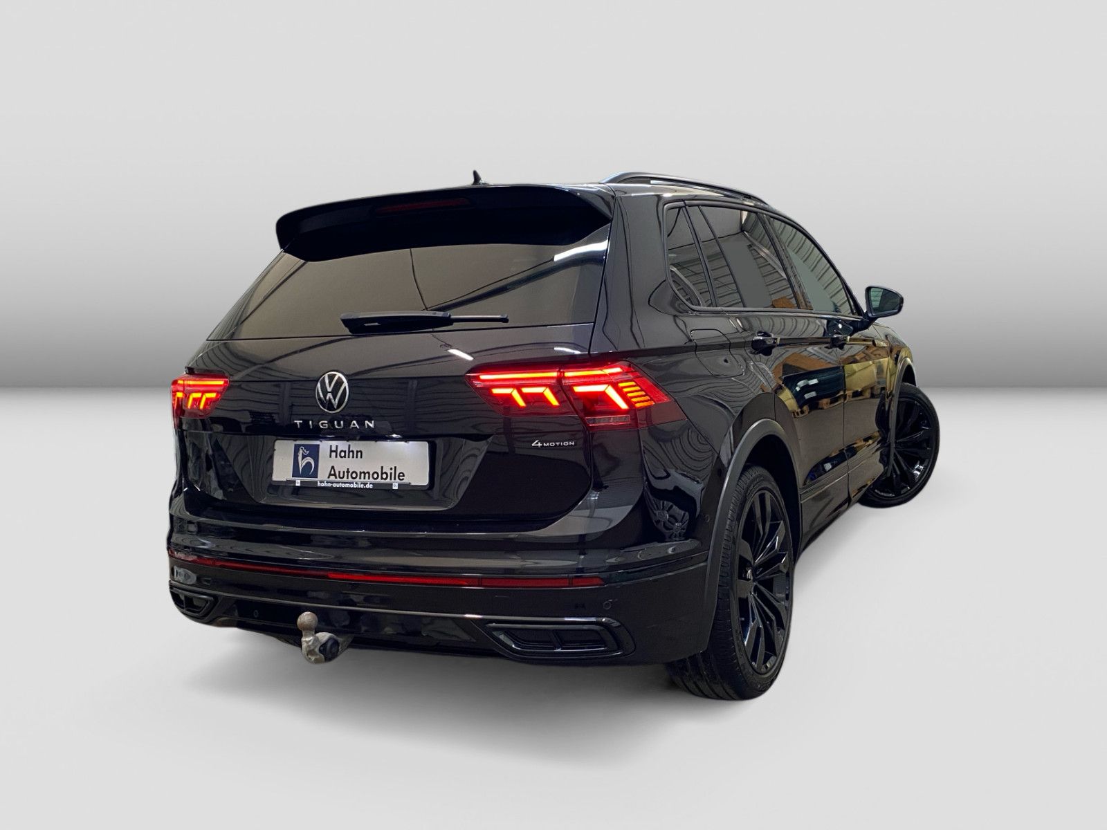Volkswagen Tiguan 2.0 TSI DSG R-Line 4Motion AHK Kamera