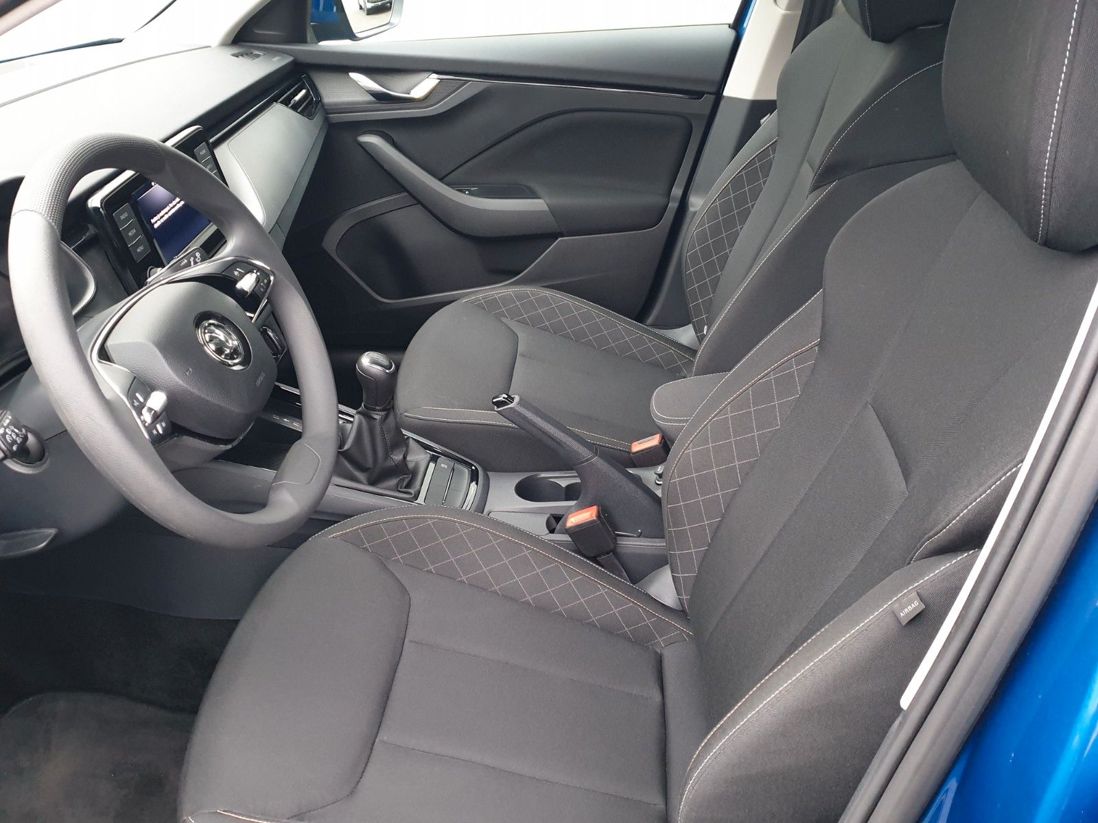 Skoda Kamiq Ambition - Samsaru's Car Outlet