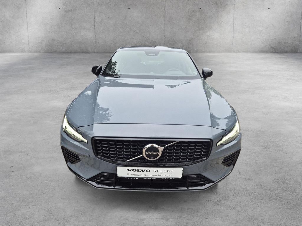 Volvo S60 T8 Ultimate Dark Recharge Plug-In Hybrid AWD