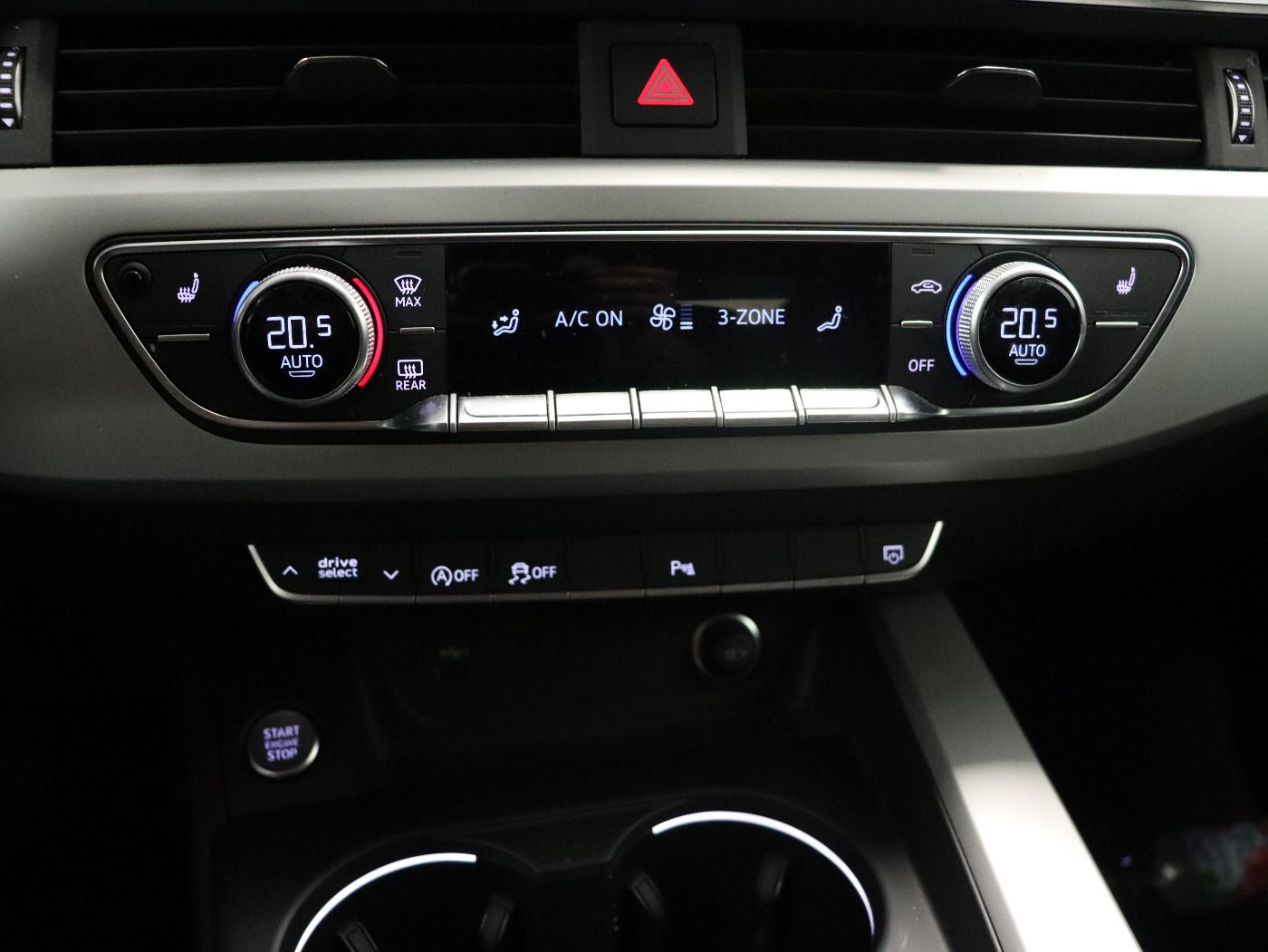 Audi A4 Avant 40 TDI quattro S tronic advanced - Samsaru's Car Outlet