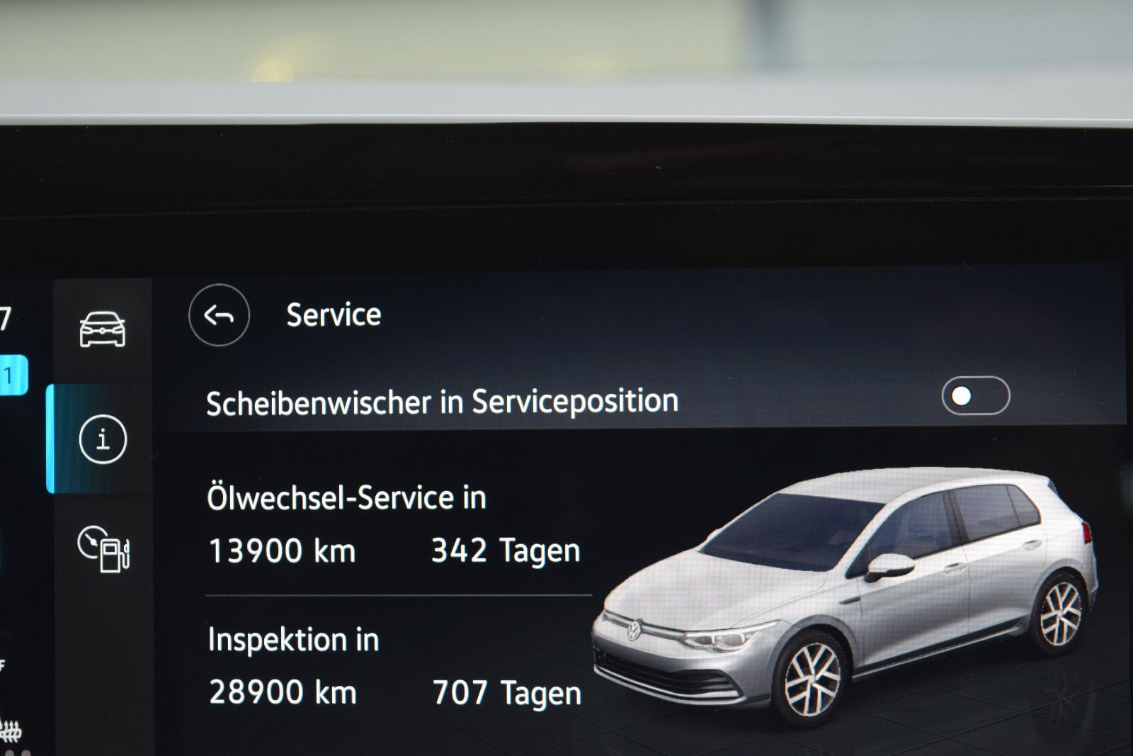 Volkswagen Golf VIII Lim. Life - Samsaru's Car Outlet
