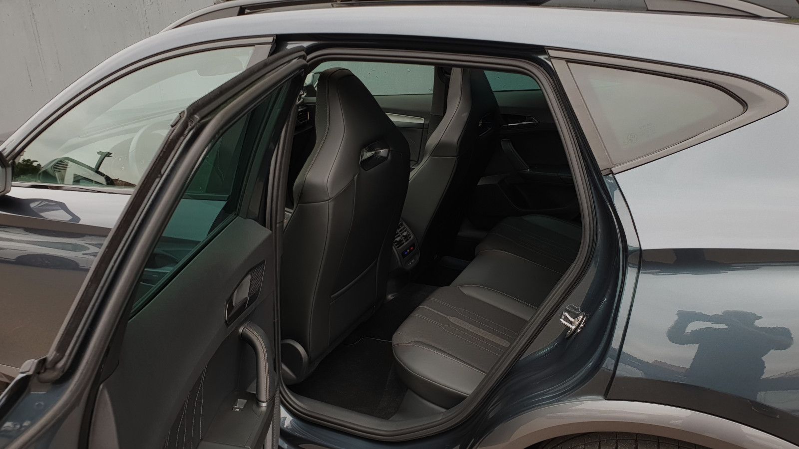Cupra Formentor 1.4 e-HYBRID VZ DSG Pano/SSL/ACC/AHK