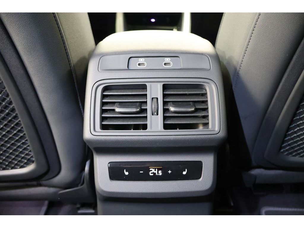 Audi Q5 2.0 TDI quattro S-line S-tronic,Navi,LED,AHK