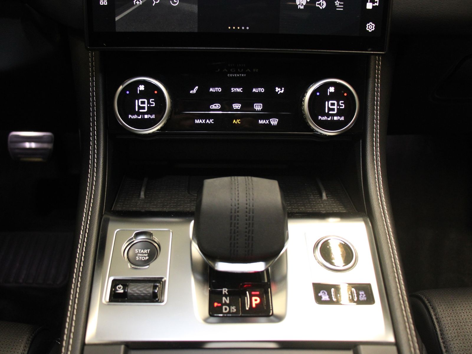 Jaguar F-Pace D300 AWD R-Dynamic SE inkl. Winterkomplet