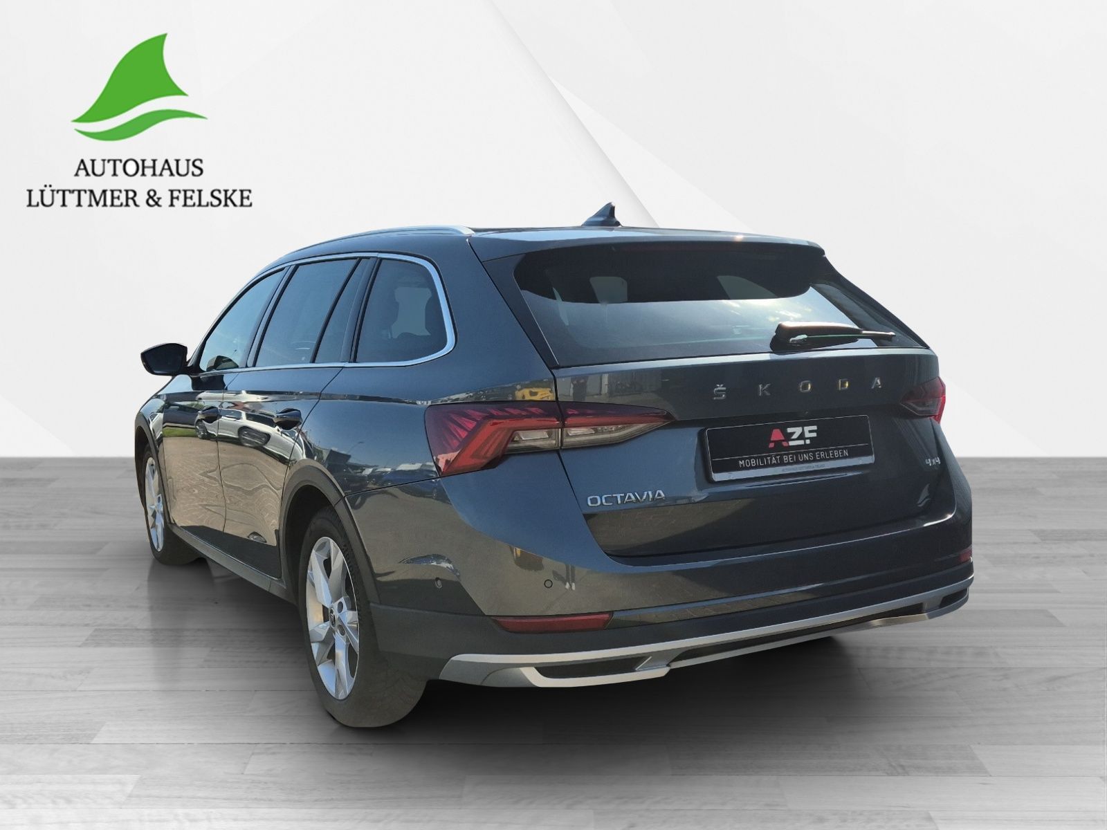 Skoda Octavia Combi 2.0 TDI DSG Scout 4x4 - Samsaru's Car Outlet