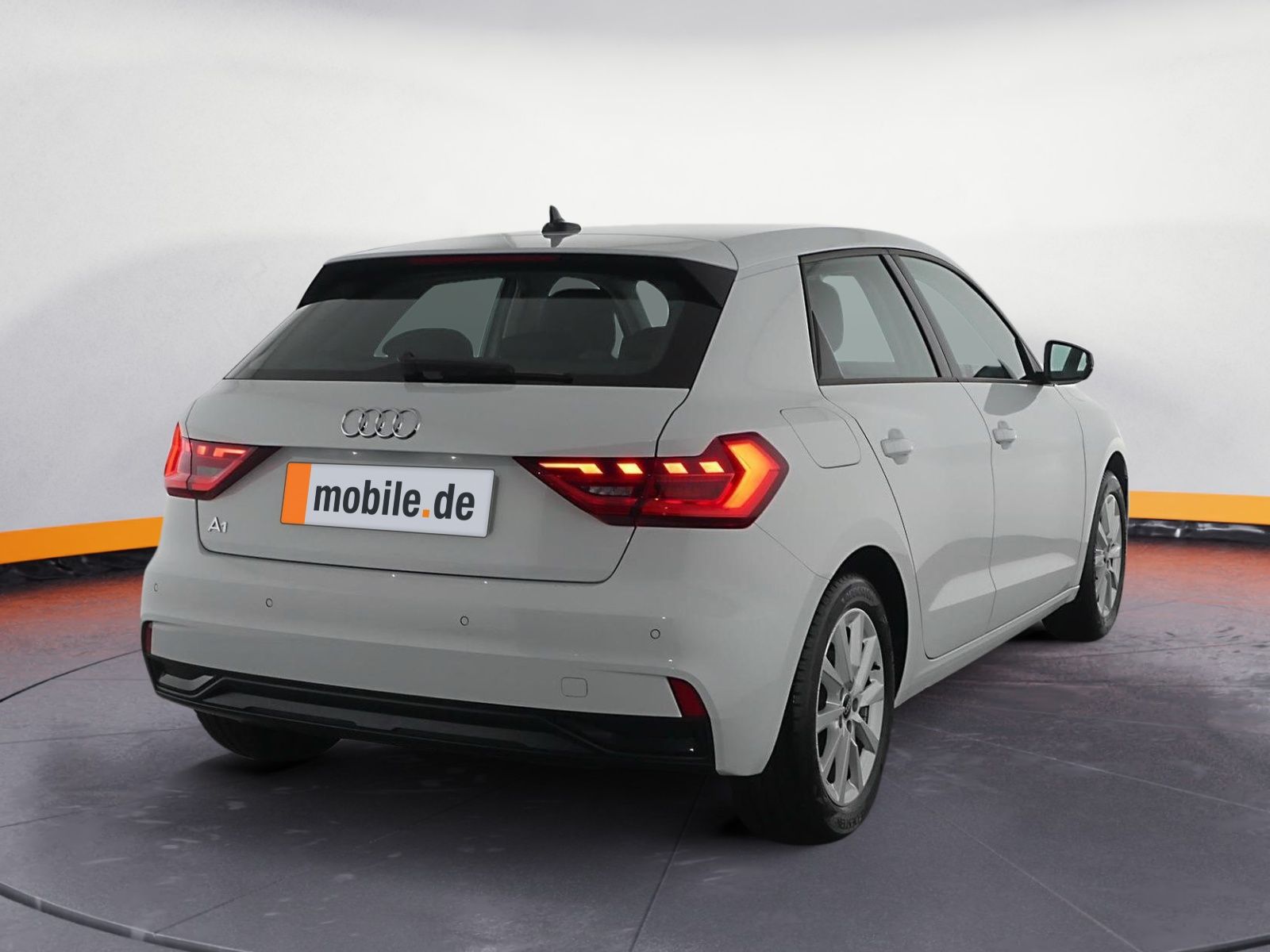 Audi A1 Sportback 25 TFSI Advanced - Samsaru's Car Outlet