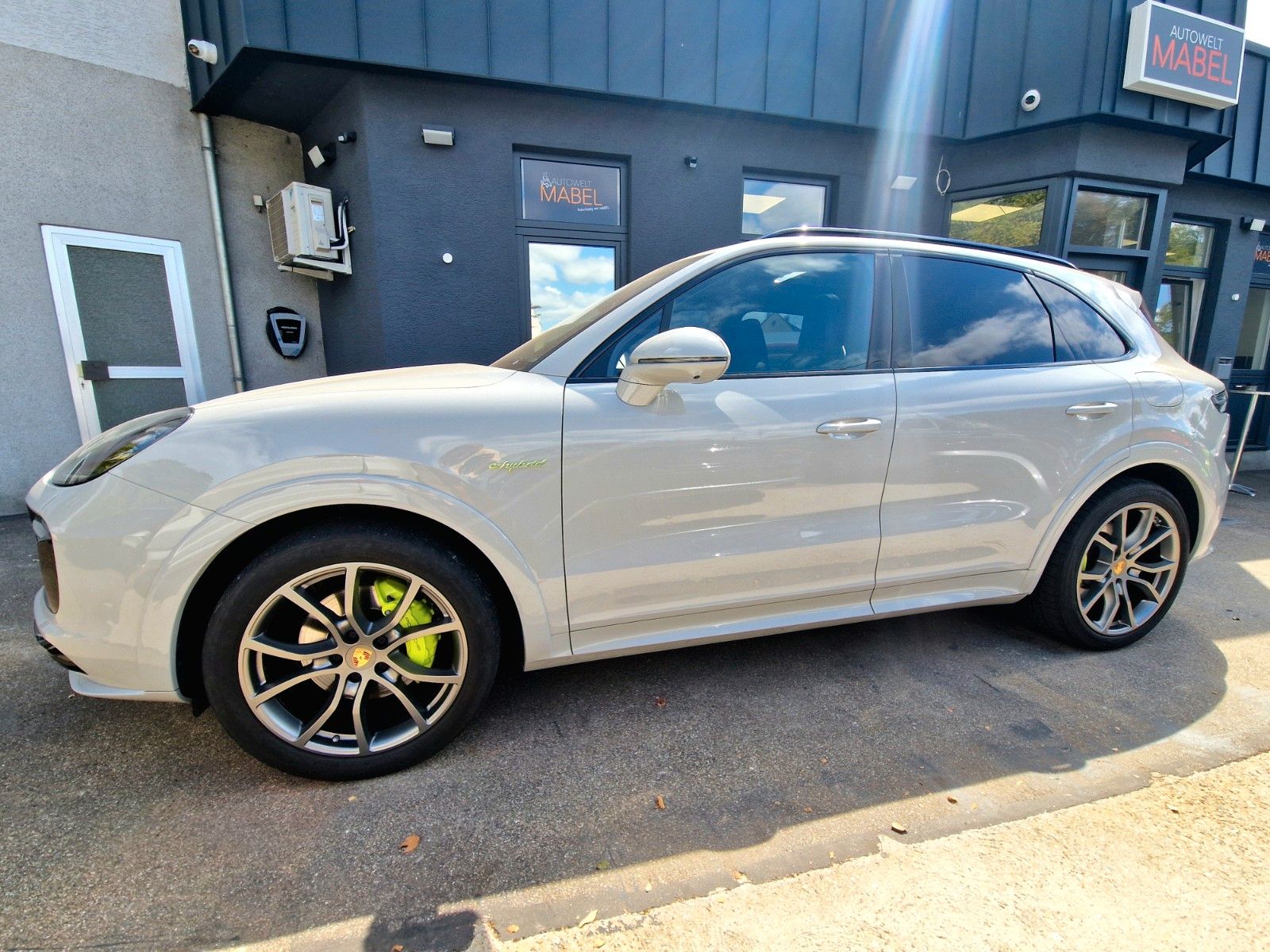 Porsche Cayenne E-Hybrid +SPORTABGAS+PANO+HUD+MEMORY+