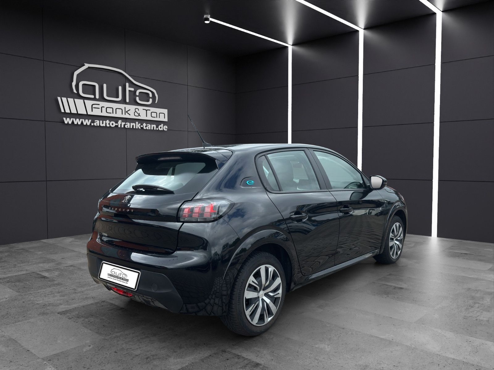 Peugeot 208 eActive - Samsaru's Car Outlet