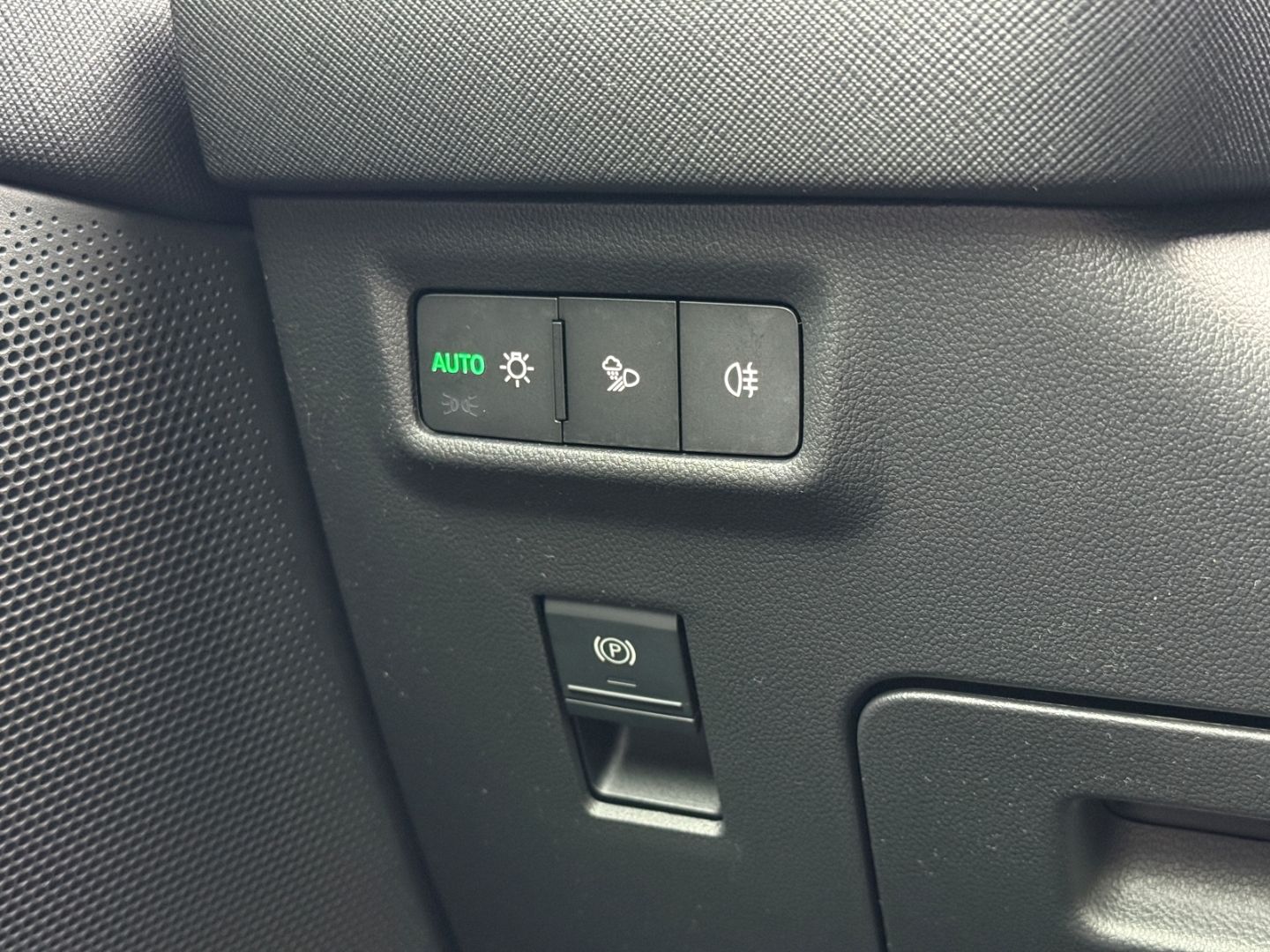 Skoda Kodiaq II 1.5 TSI iV DSG Sportline DCC AHK Matri