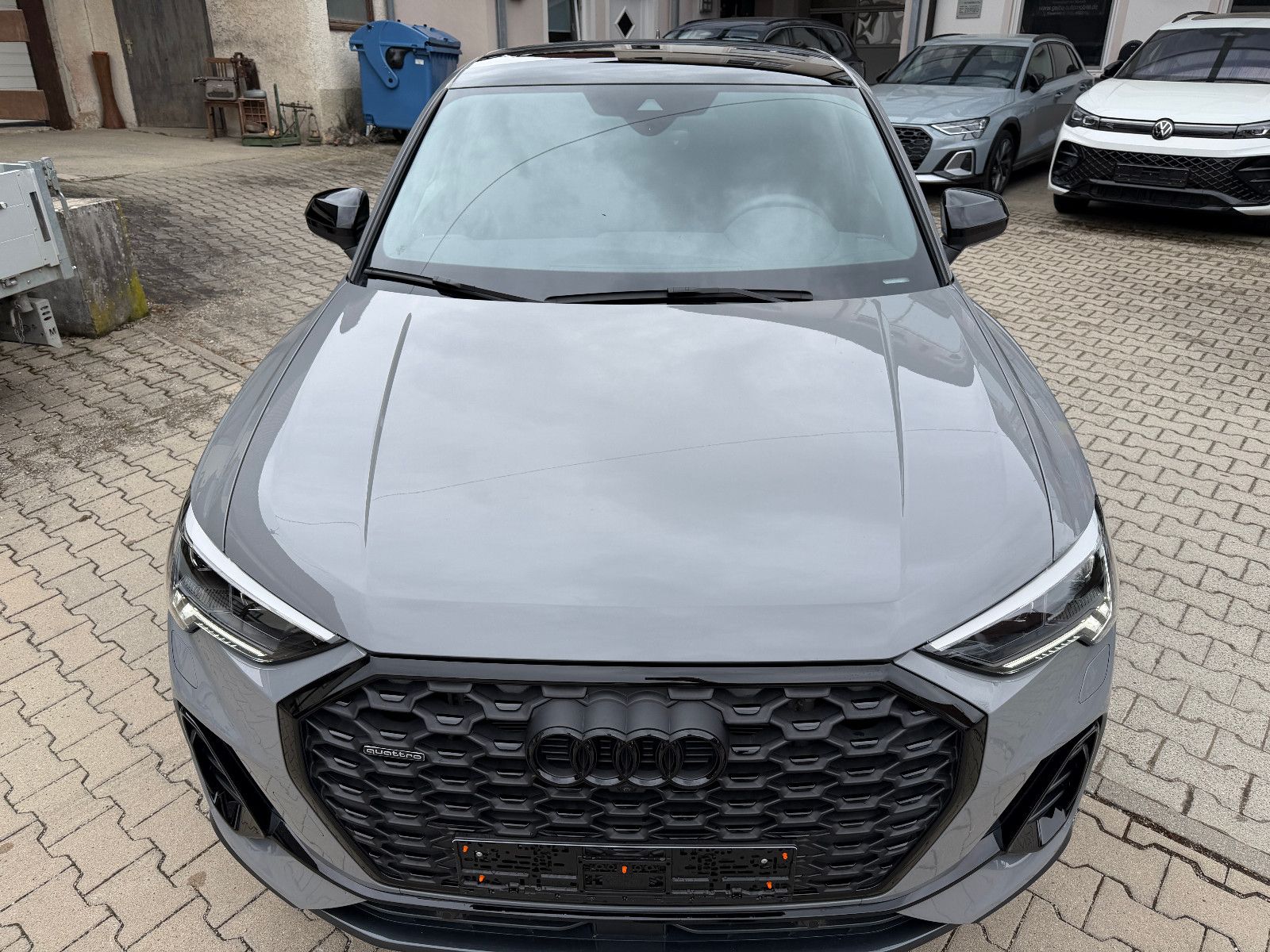 Audi Q3 Sportback 40 TFSI quattro S line, fast VOLL