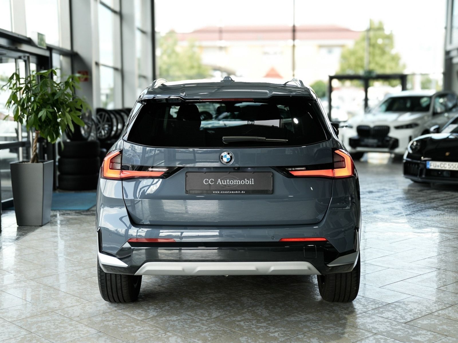 BMW X1 xDrive 23d xLine - Samsaru's Car Outlet