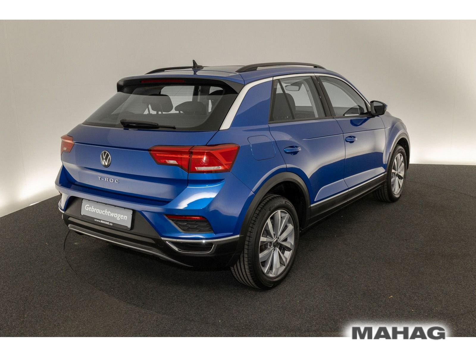Volkswagen T-ROC 1.5 TSI STYLE - Samsaru's Car Outlet