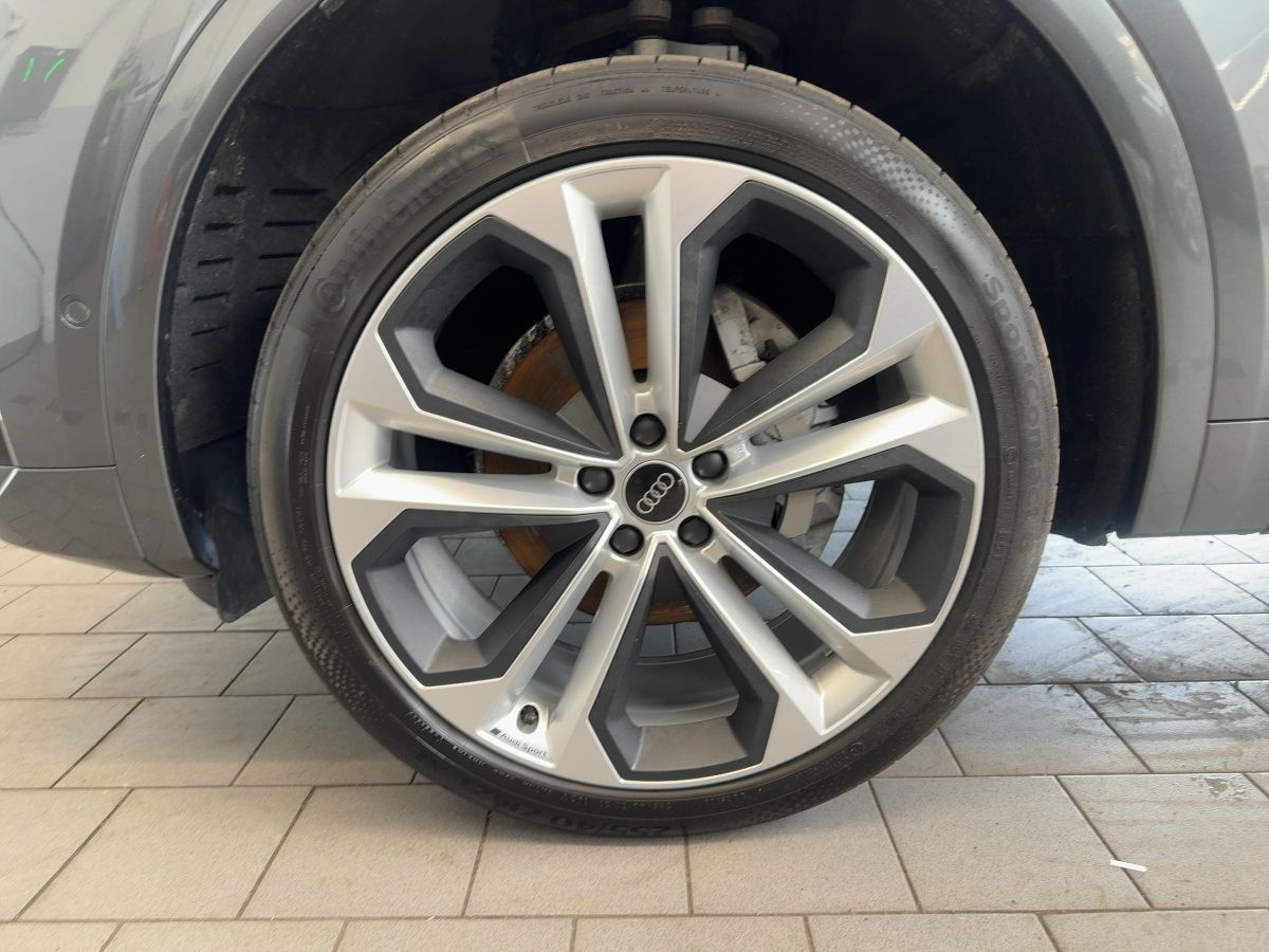 Audi Q5 Sportback S line 40 TDI quattro Matrix B&O Ka