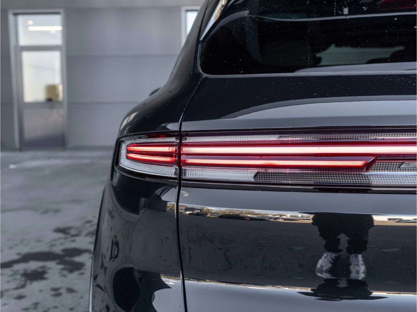 Porsche Cayenne E-Hybrid Hinterachslenkung BOSE HD-Matri