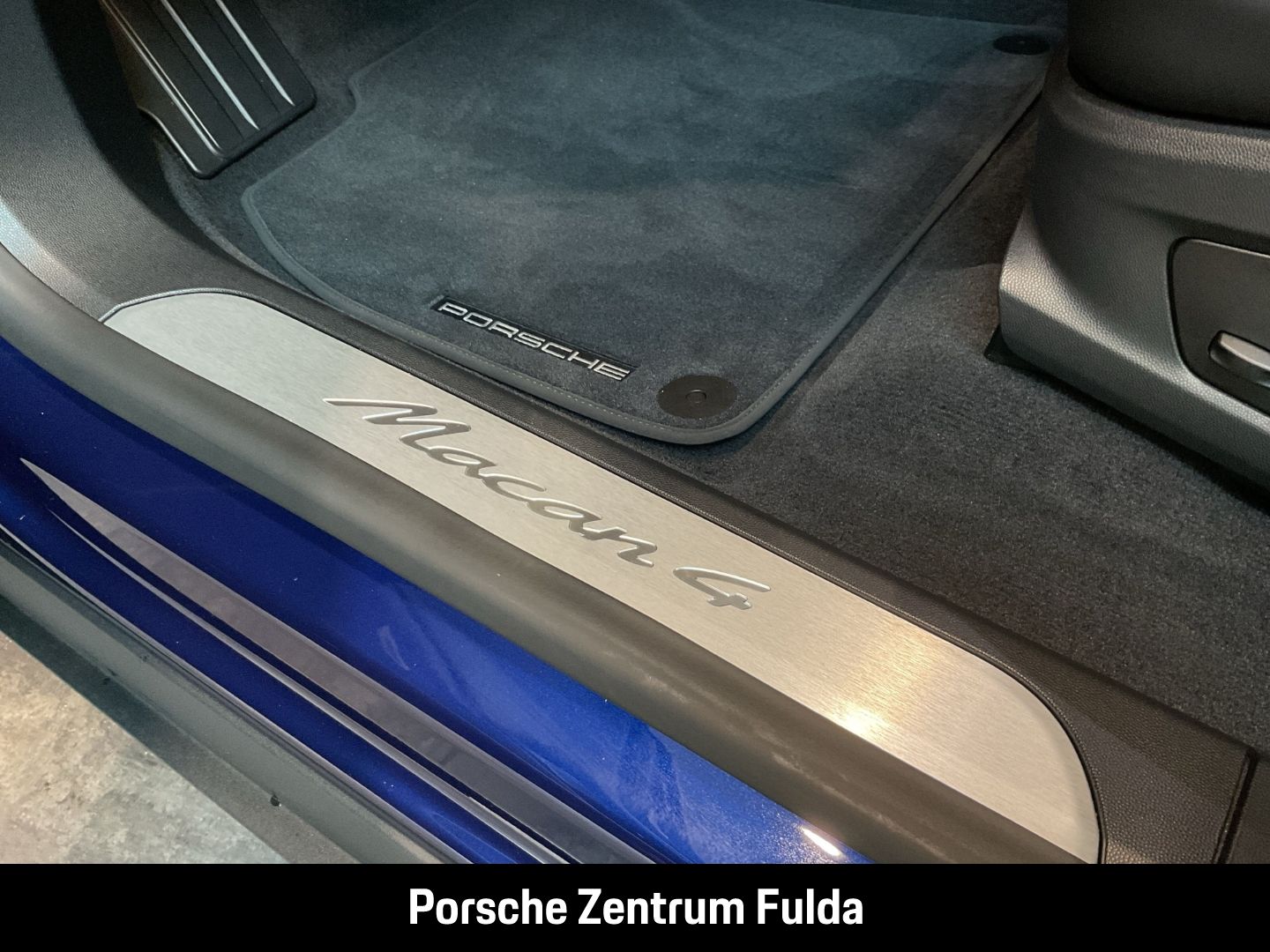 Porsche Macan 4 LED-Matrix Abstandstempomat BOSE 20-Zoll