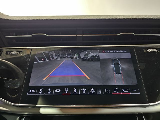 Audi Q8 50 TDI S Line Black Pano Nachts HDMatrix VOLL