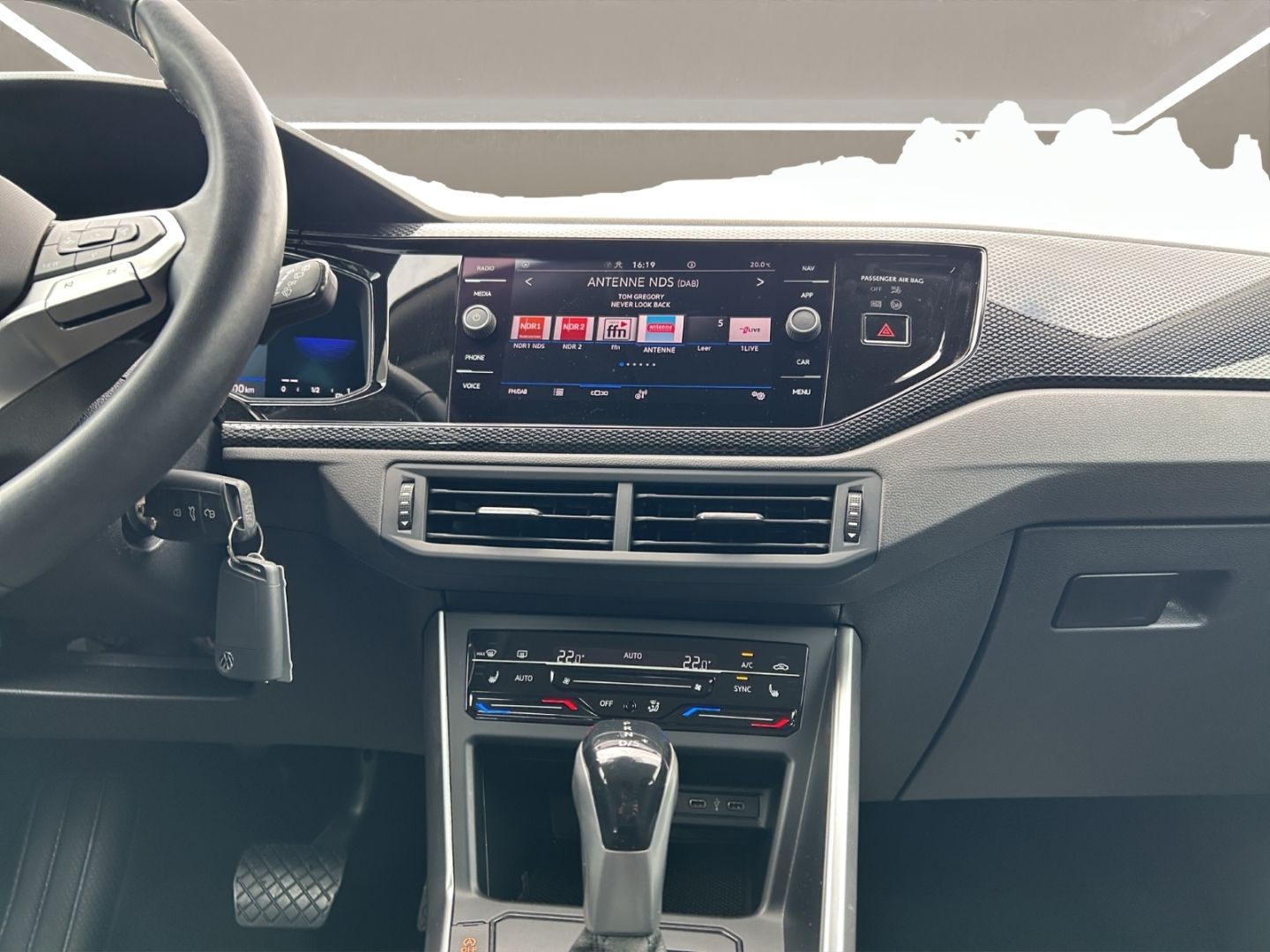 Volkswagen Taigo 1.0 TSI ''X-tra'' DSG - Samsaru's Car Outlet