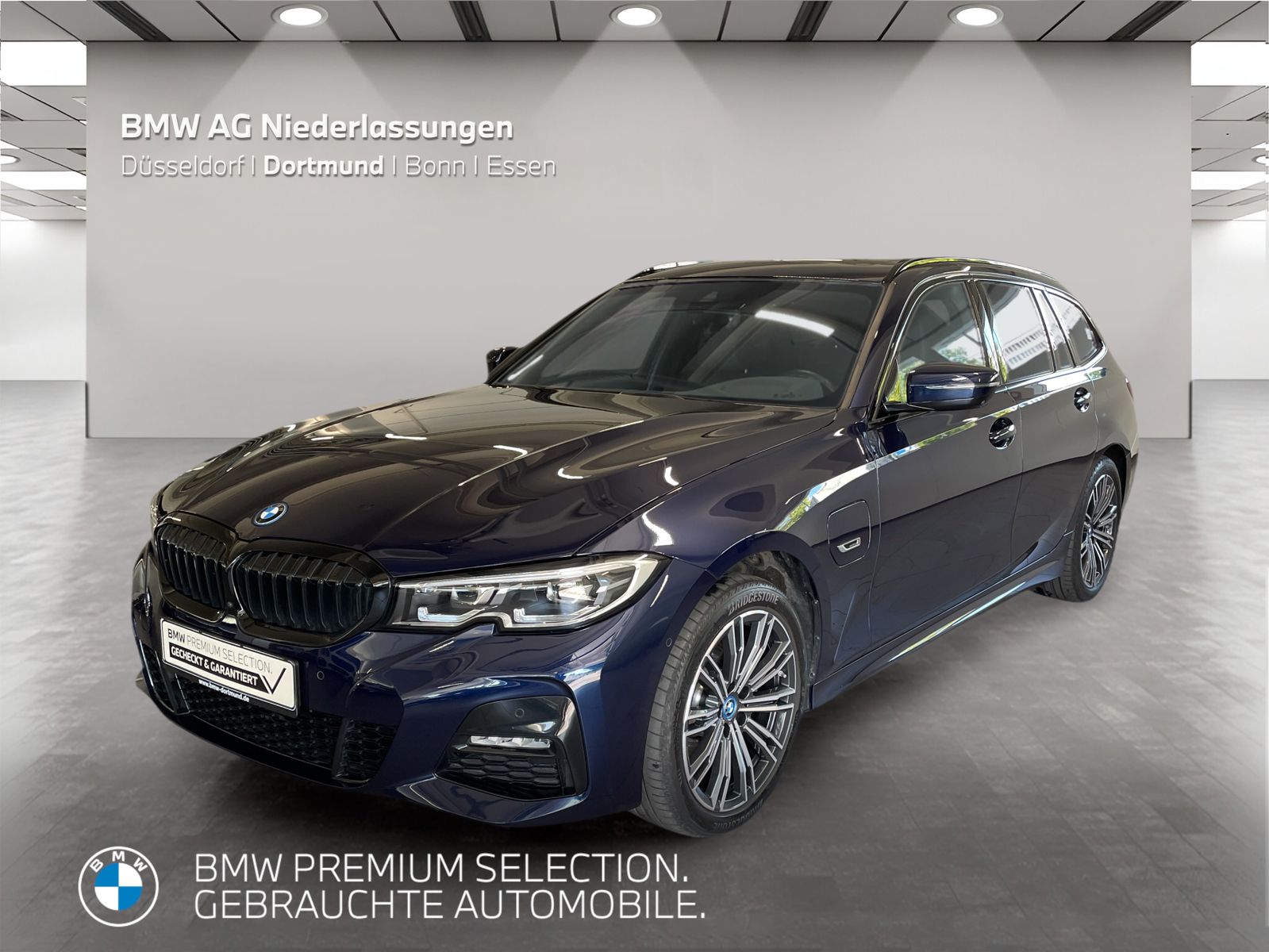 BMW 320e xDrive Touring M Sport - Samsaru's Car Outlet