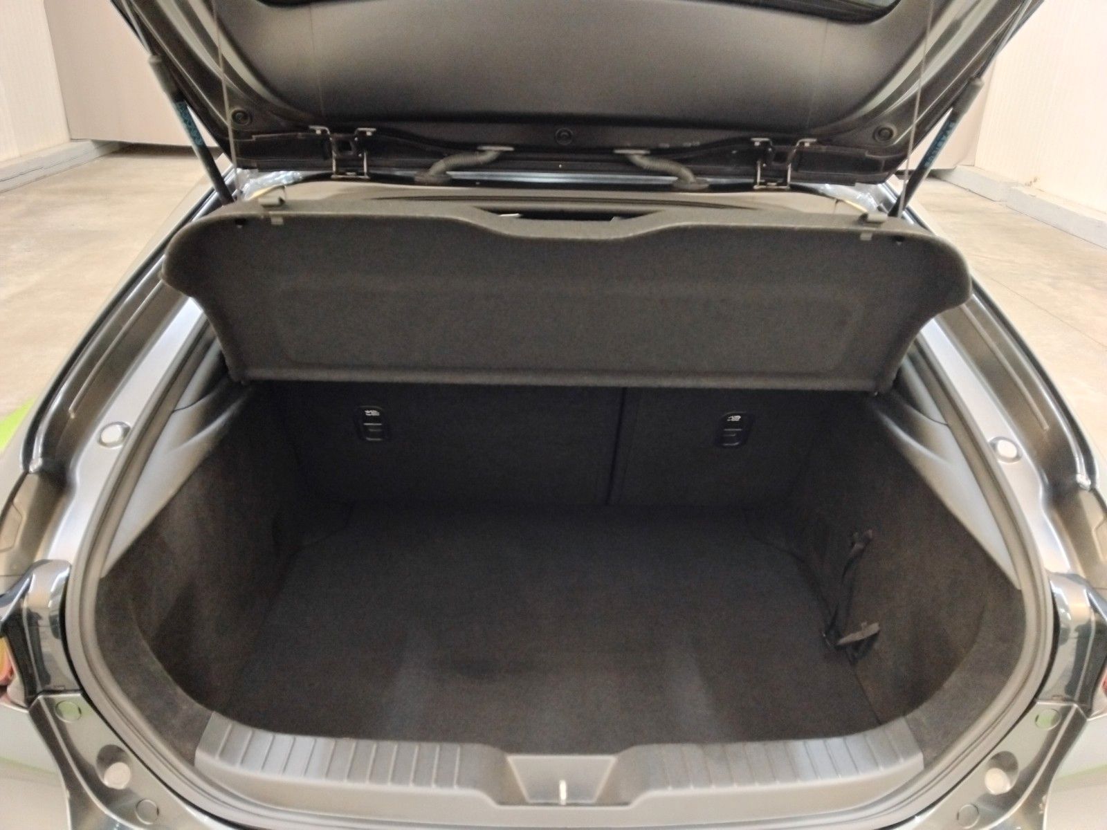 Mazda 3 S SKYACTIV-G 2.0  6AG SELECTION