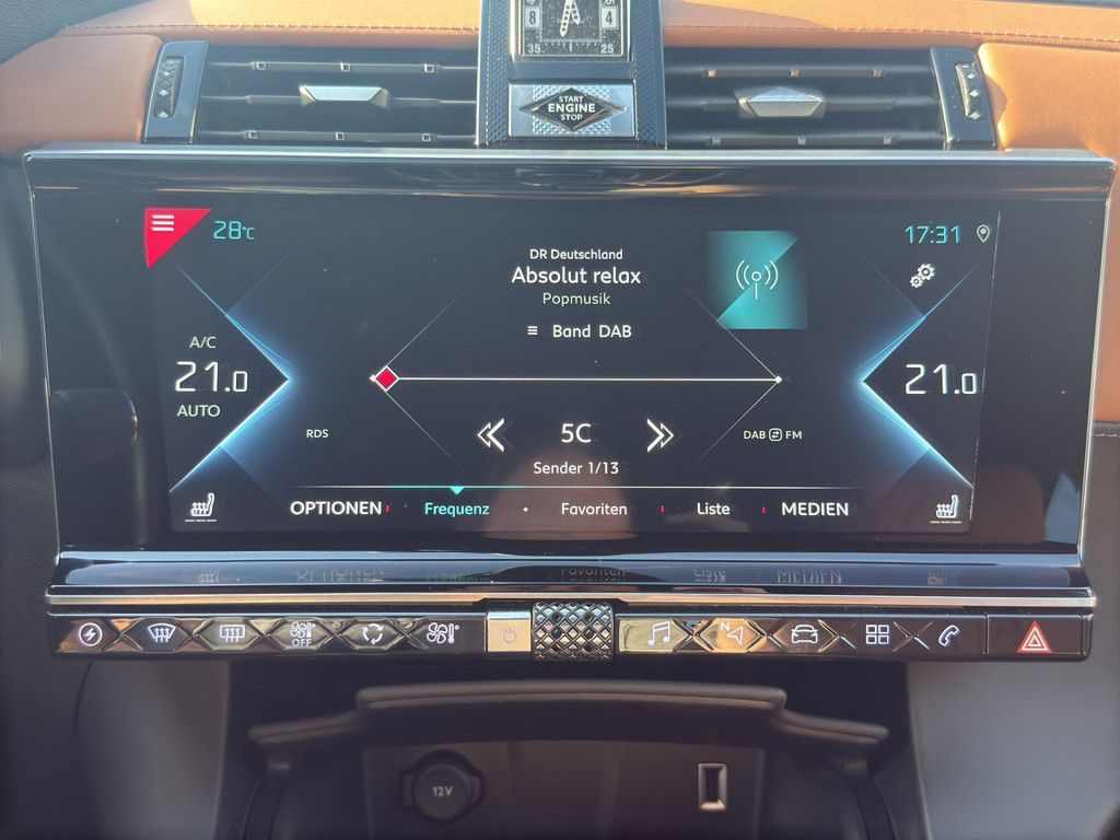 DS Automobiles DS 7 Crossback E-Tense 300 4x4 Grand Chic Opera