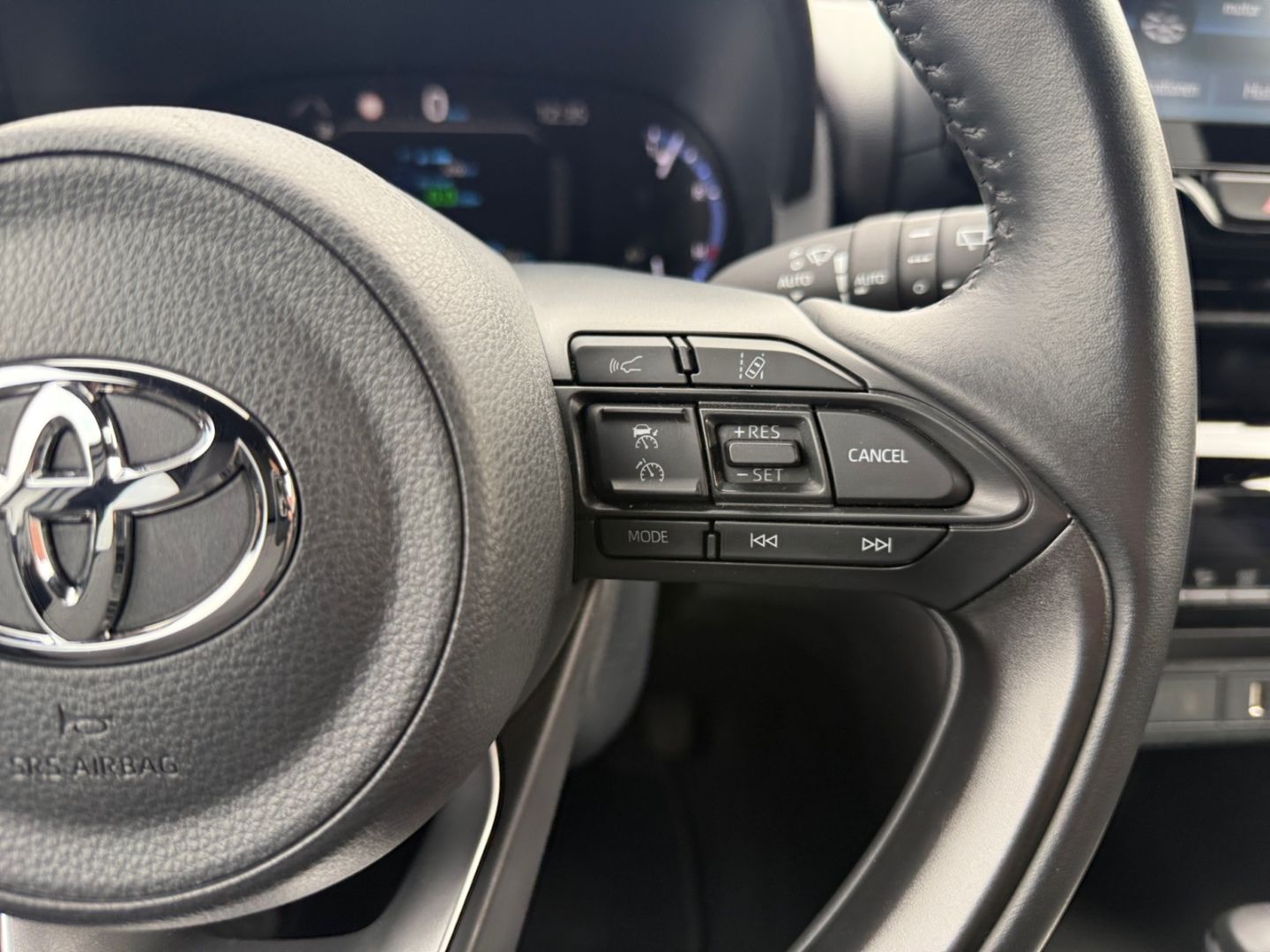 Toyota Yaris Cross Hybrid 1.5 Team D *Matrix*CAM*Navi*
