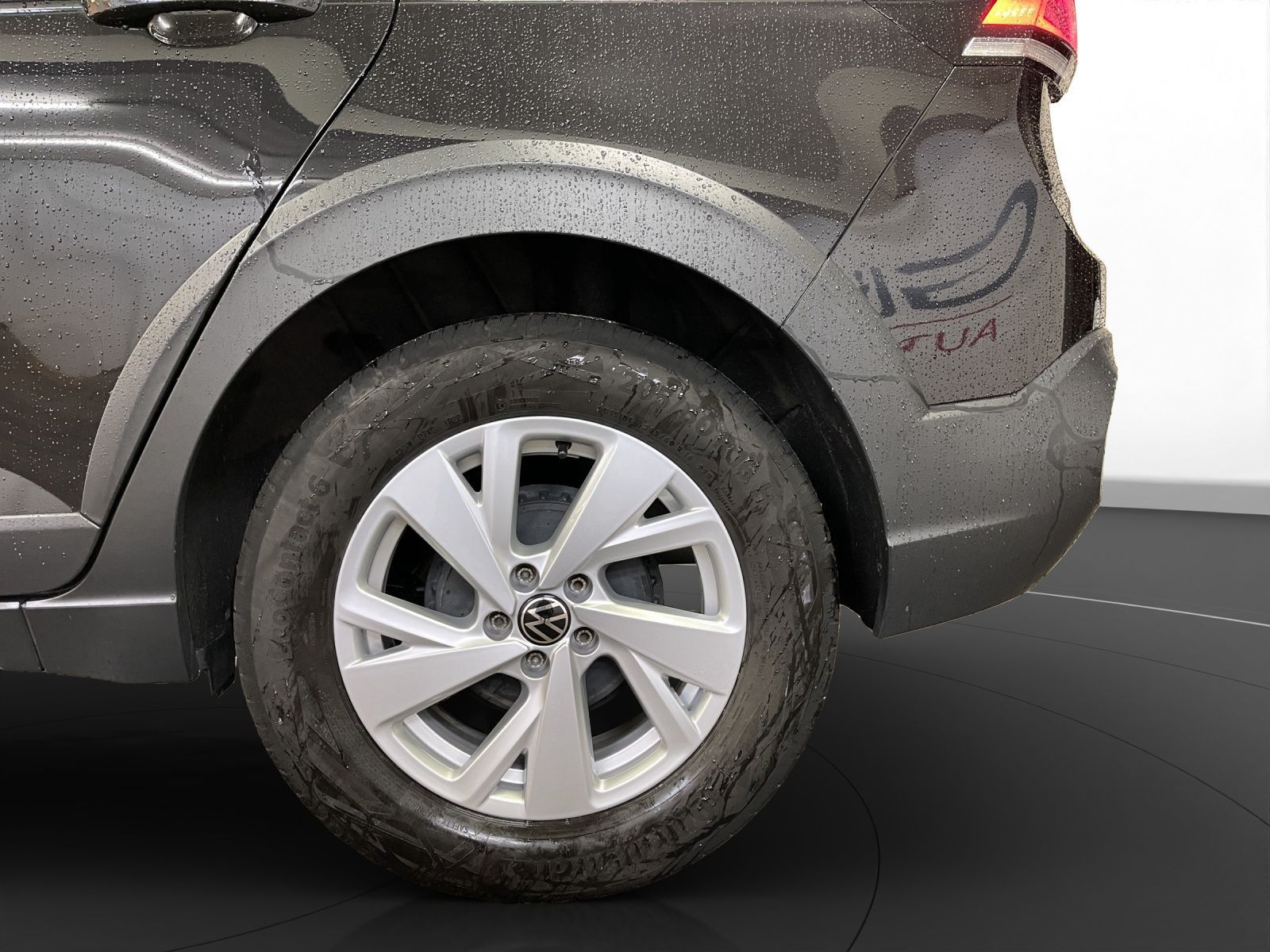Volkswagen Taigo 1.0 TSI Life - Samsaru's Car Outlet