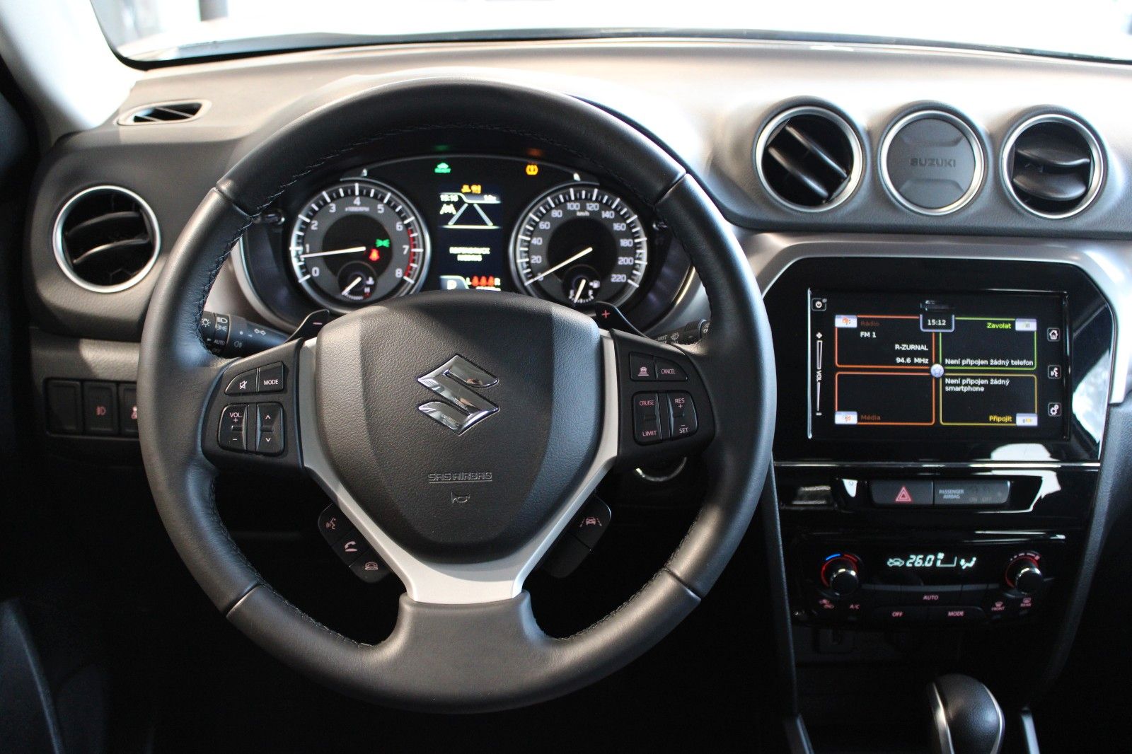 Suzuki Vitara 1.5 Hybrid Comfort - Samsaru's Car Outlet