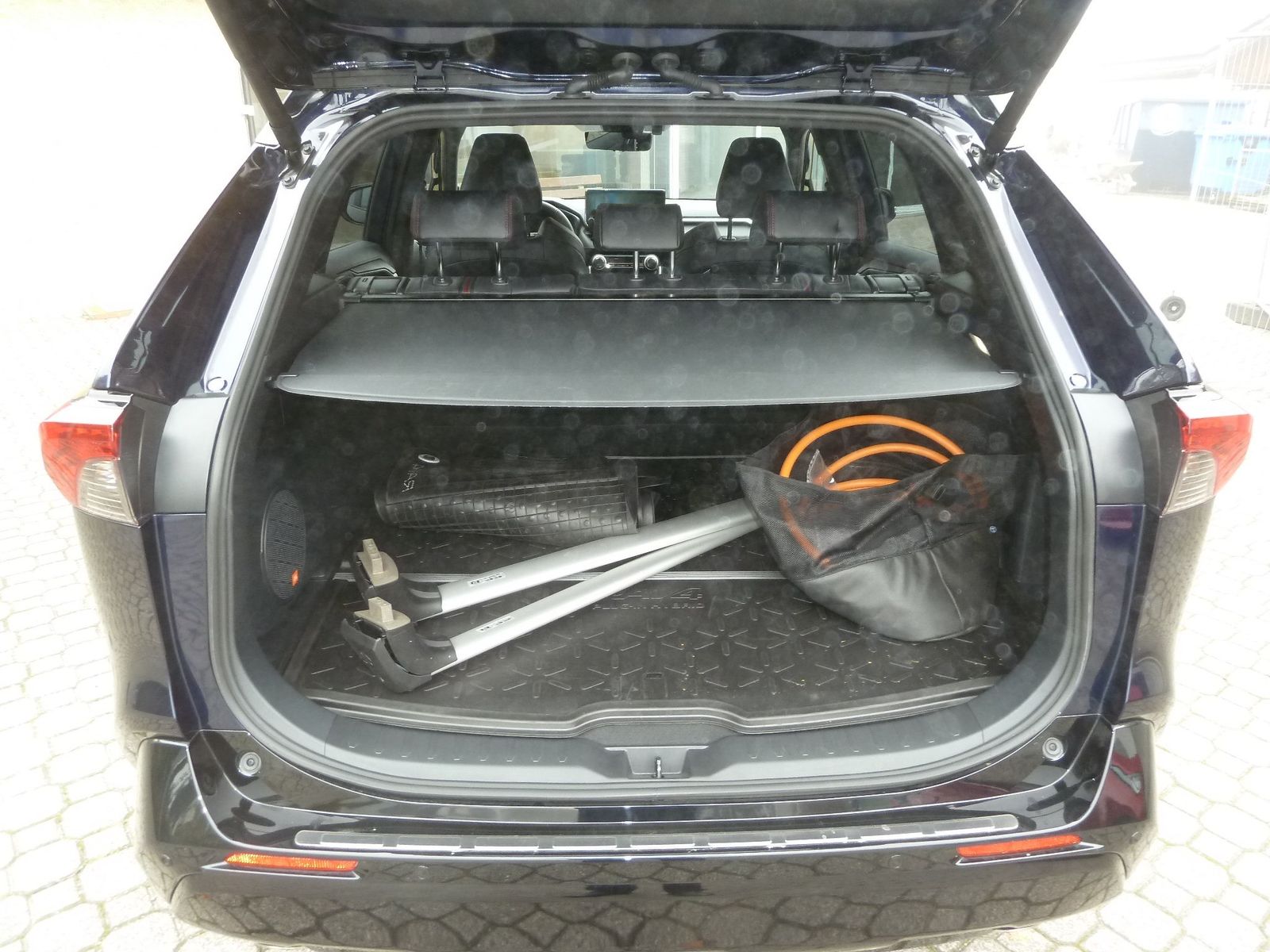 Toyota RAV4 Plug-in Hybrid 4x4 Style *8-fach/AHK*