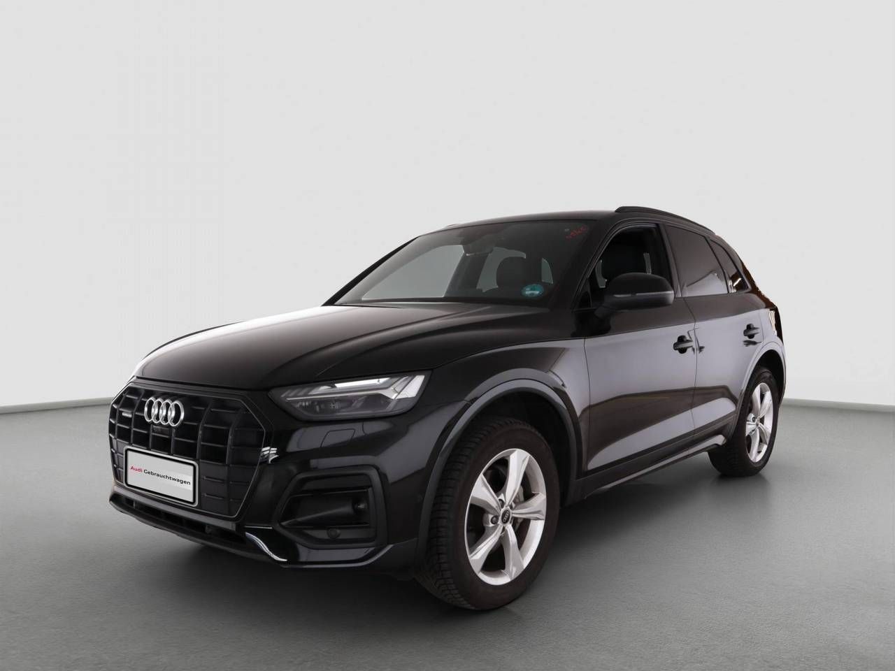 Audi Q5 45 TFSI quattro S tronic advanced - Samsaru's Car Outlet