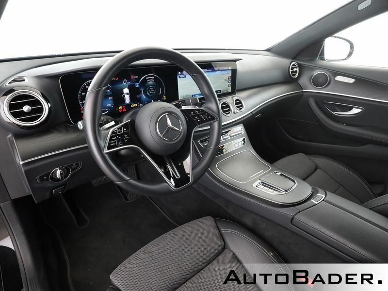 Mercedes-Benz E 200 d T Avantgarde MBUX AHK Park-Spgl-Pkt RFK