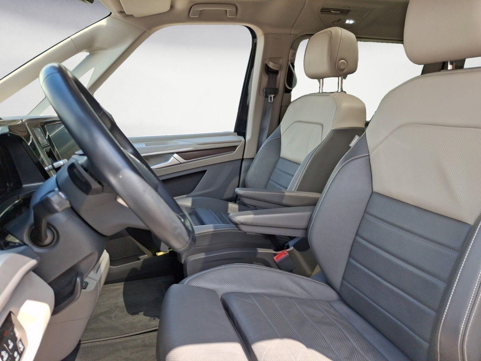 Volkswagen T7 Multivan Style 1,4 l eHybrid DSG *360°Kamera