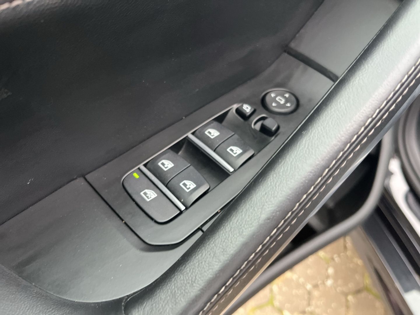 BMW X6 xDrive40d/M Sport/HUD/StHZG/AHK/BowersWilkins