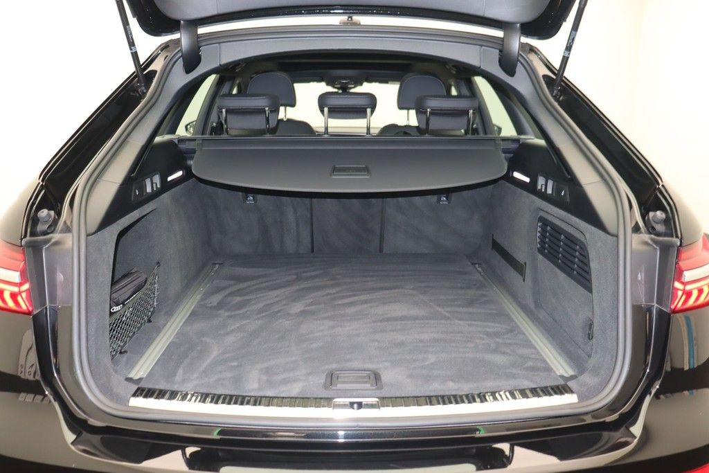 Audi A6 Avant 40 TDI quattro S line - Samsaru's Car Outlet