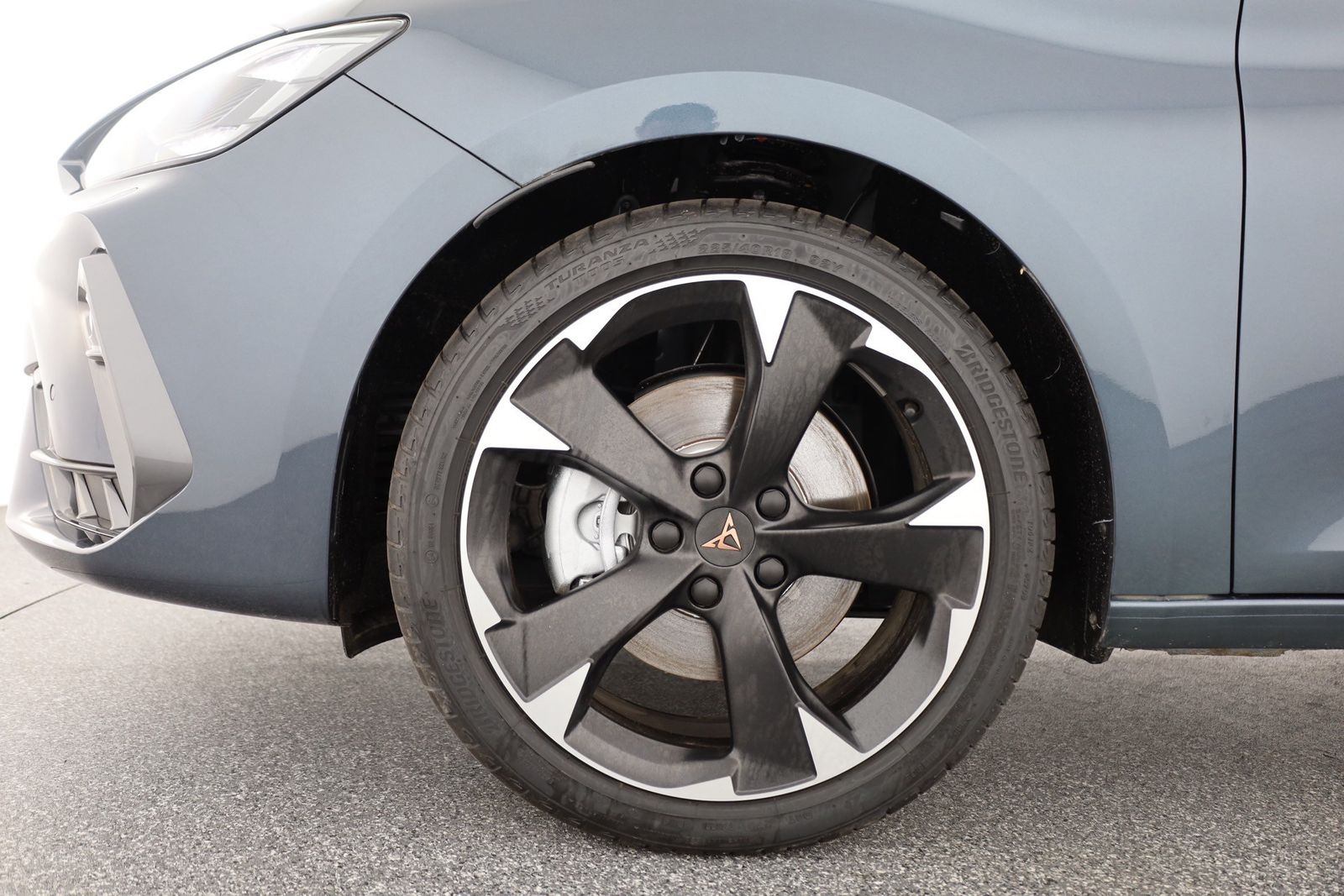 Cupra Leon ST 2.0 TDI DSG - Samsaru's Car Outlet
