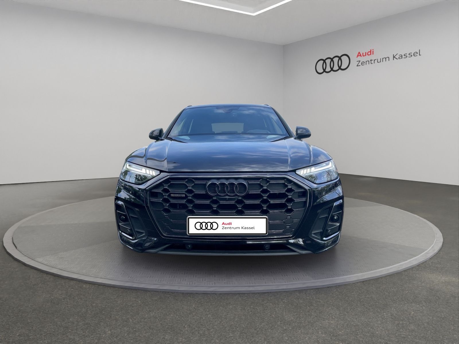Audi Q5 40 TDI qu S line Matrix B&O Pano HuD AHK 360