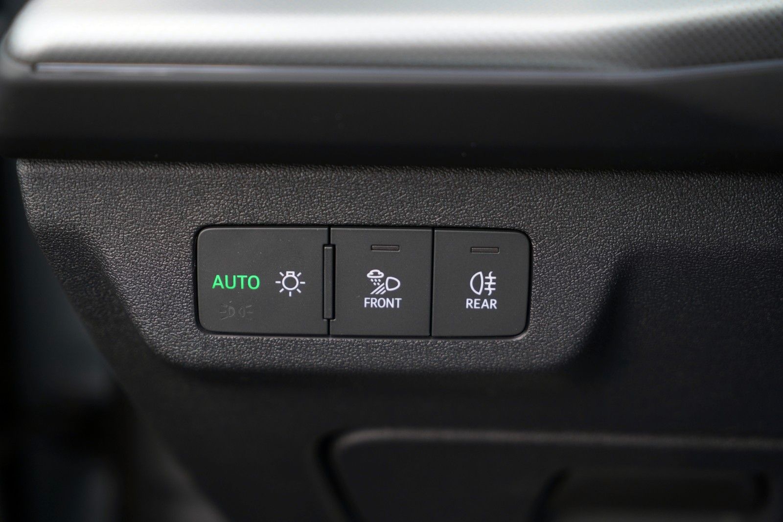 Audi Q3 SUV e-hybrid AHK S-LINE PANO TECH PRO MATRIX