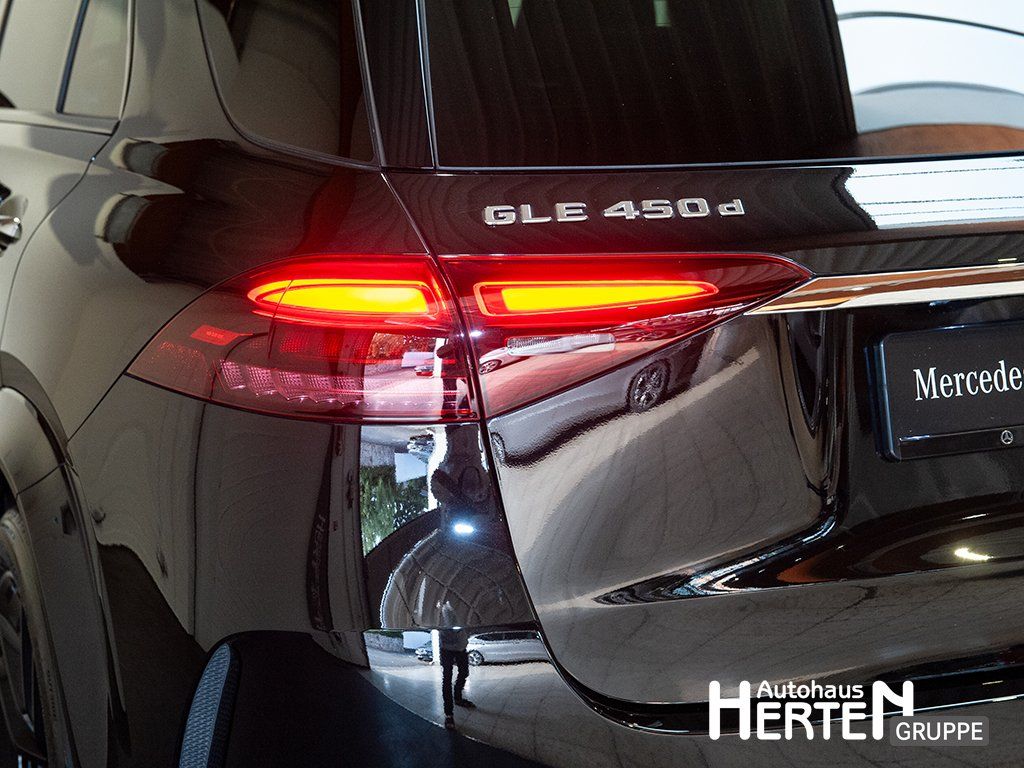 Mercedes-Benz GLE 450 d 4M+AMG+22"+DISTRONIC+PANORAMA+HEAD-UP