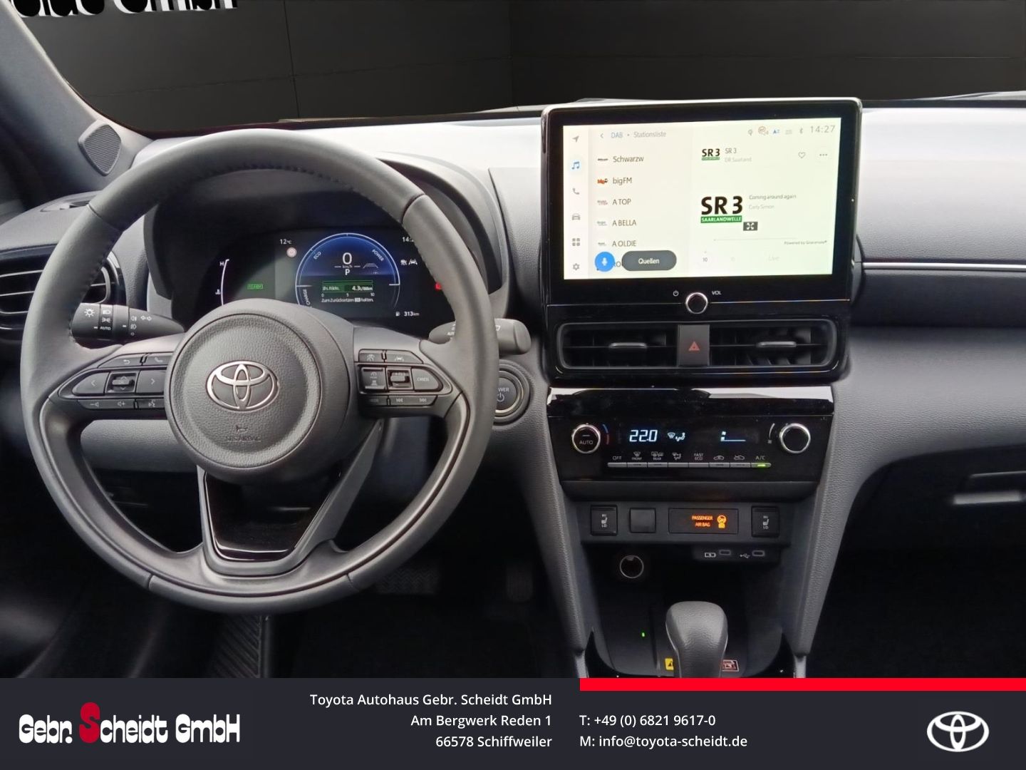 Toyota Yaris Cross Hybrid Apple CarPlay  Android Auto L