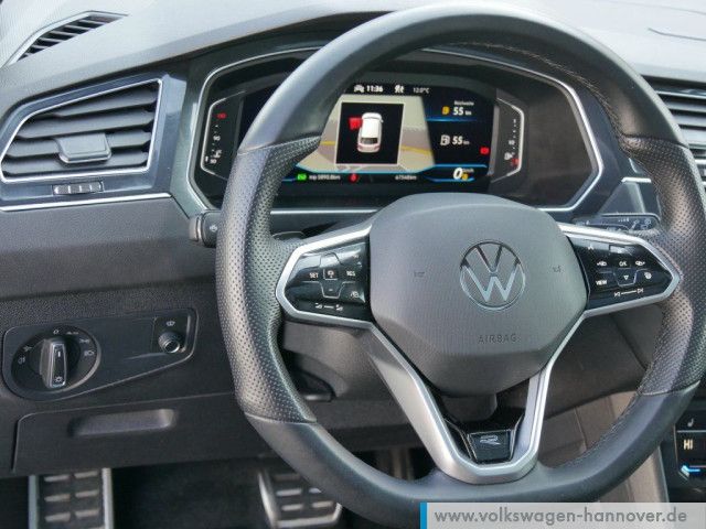 Volkswagen Tiguan 2.0 TDI DSG R-Line Pano IQ.LIGHT Navi ACC