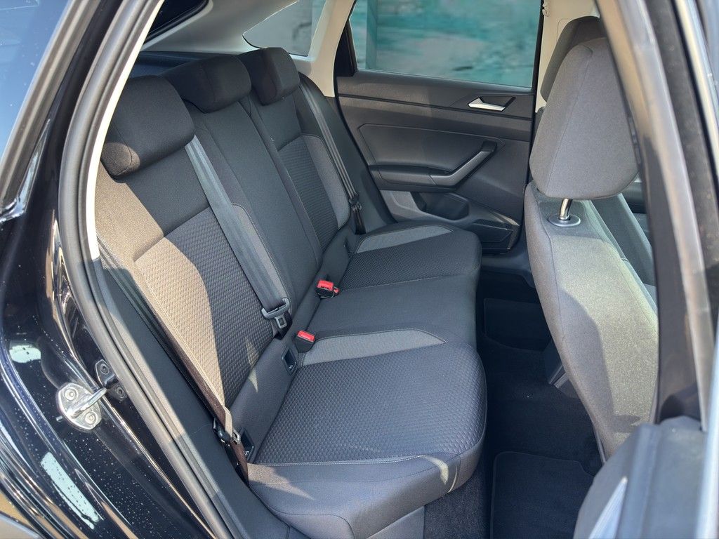 Volkswagen Taigo 1.0 TSI Life - Samsaru's Car Outlet