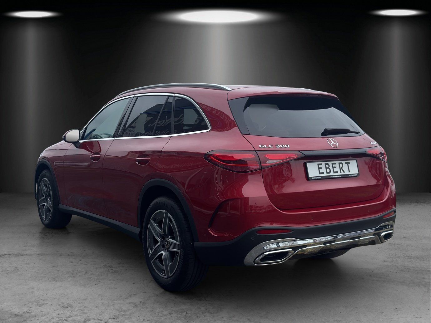 Mercedes-Benz GLC300 AMG Advan DISTRO Pano AHK Masage AIRMATIC