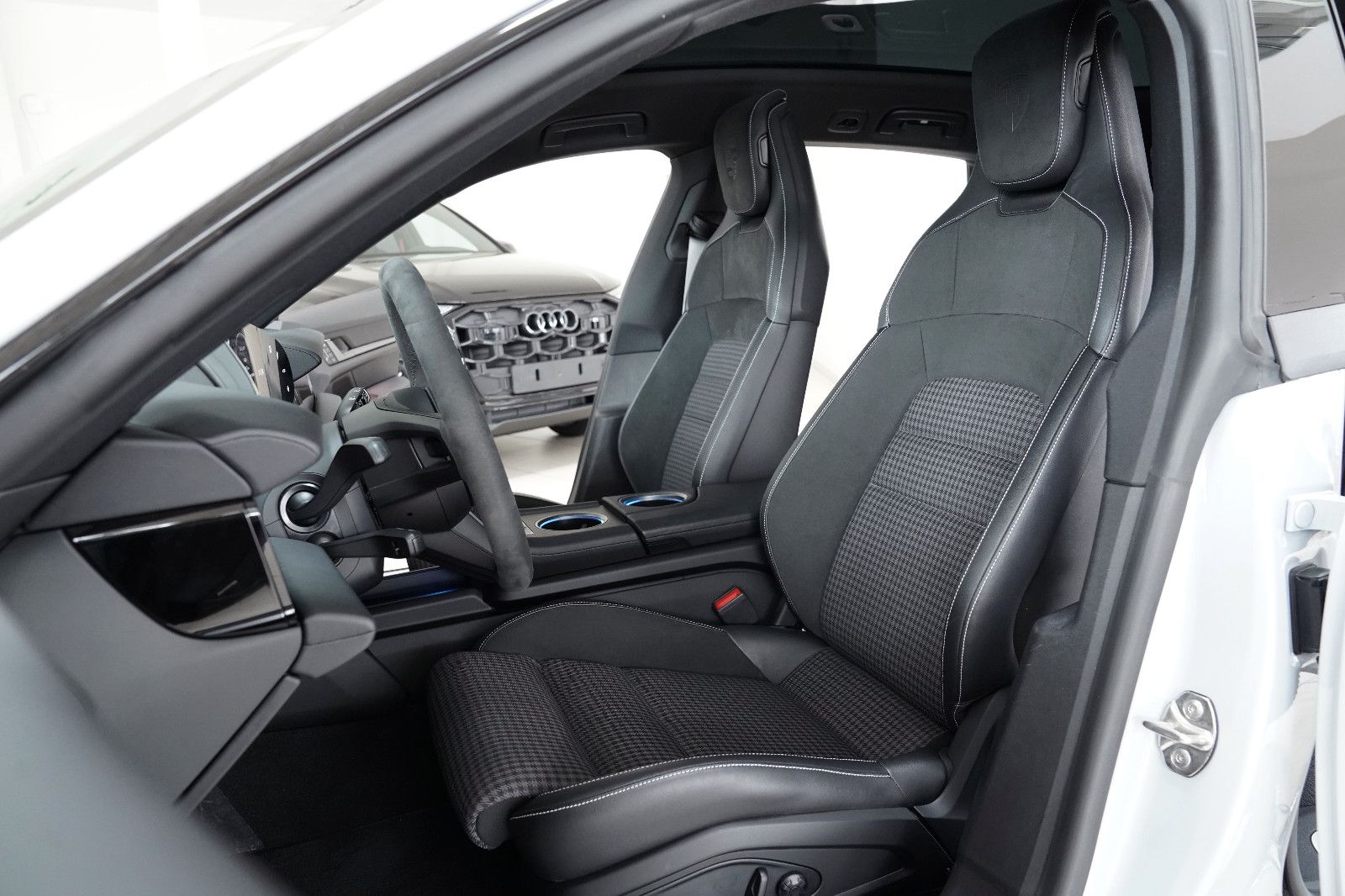 Porsche Taycan Cross Turismo 4S LCI Aero-Design BOSE Pan