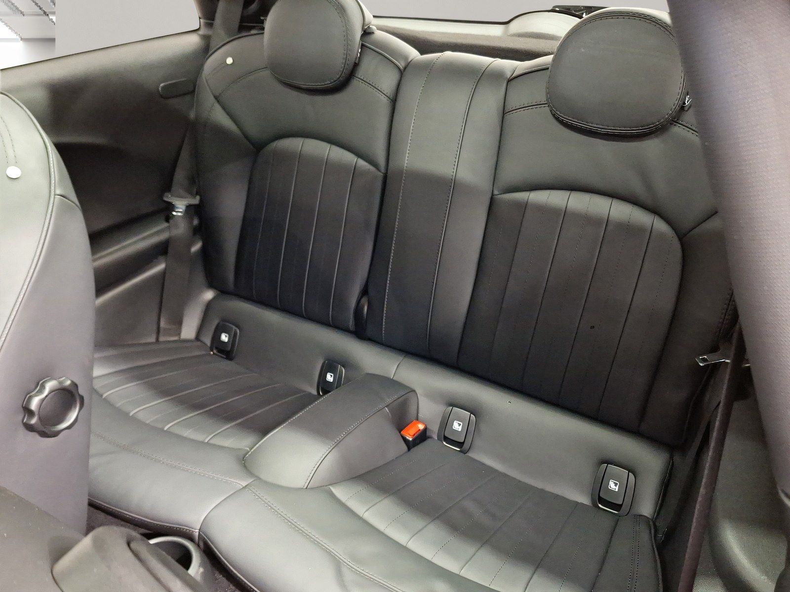 MINI Cooper SE - Samsaru's Car Outlet