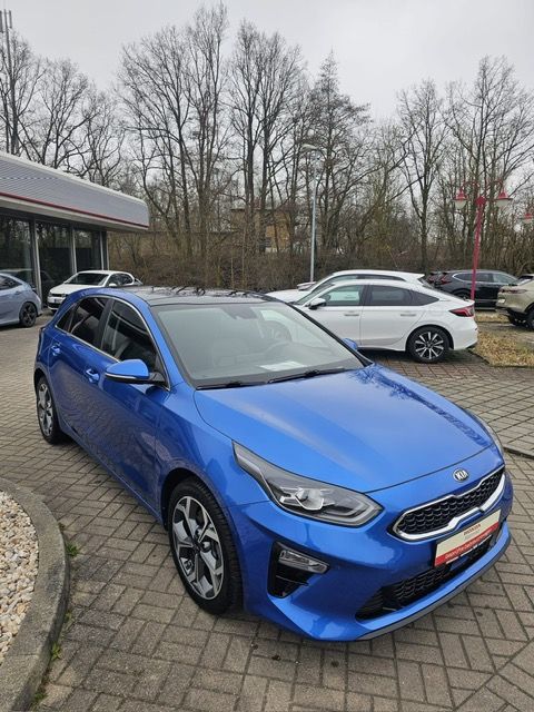 Kia Ceed 1.4 T-GDI Platinum Edition - Samsaru's Car Outlet