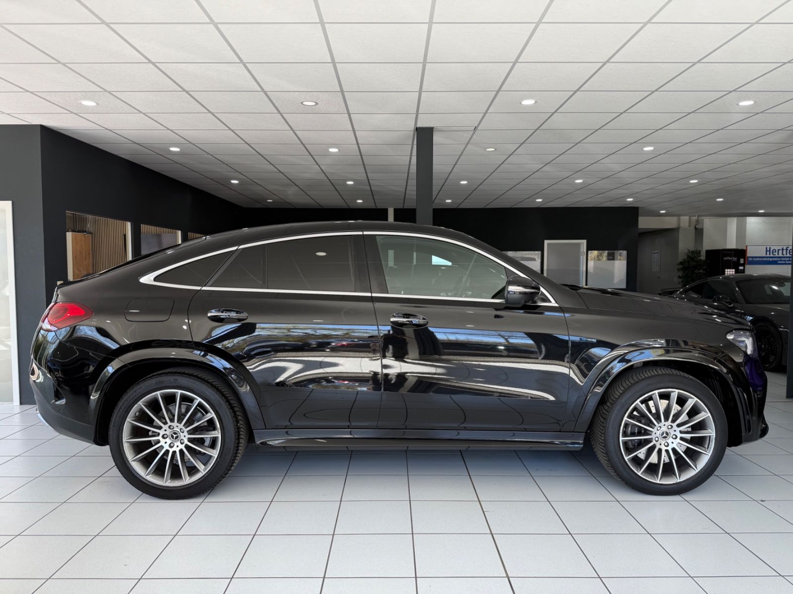 Mercedes-Benz GLE 350de Coupe 4M*AMG*DISTRONIC*PANO*HEADUP*AHK