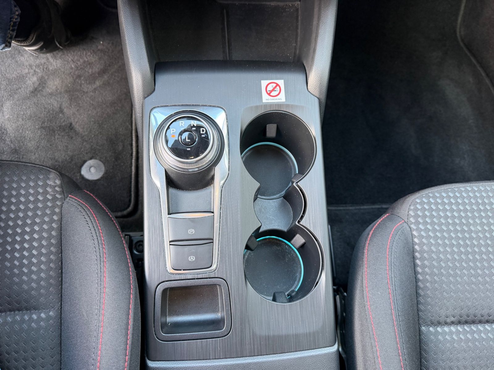 Ford Focus Lim. 1.5TDCI ST-Line*ACC*LED*NAVI*KAMERA